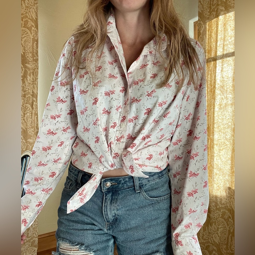 L.L. Bean light pink wildflower pattern button down - Picture 3 of 7